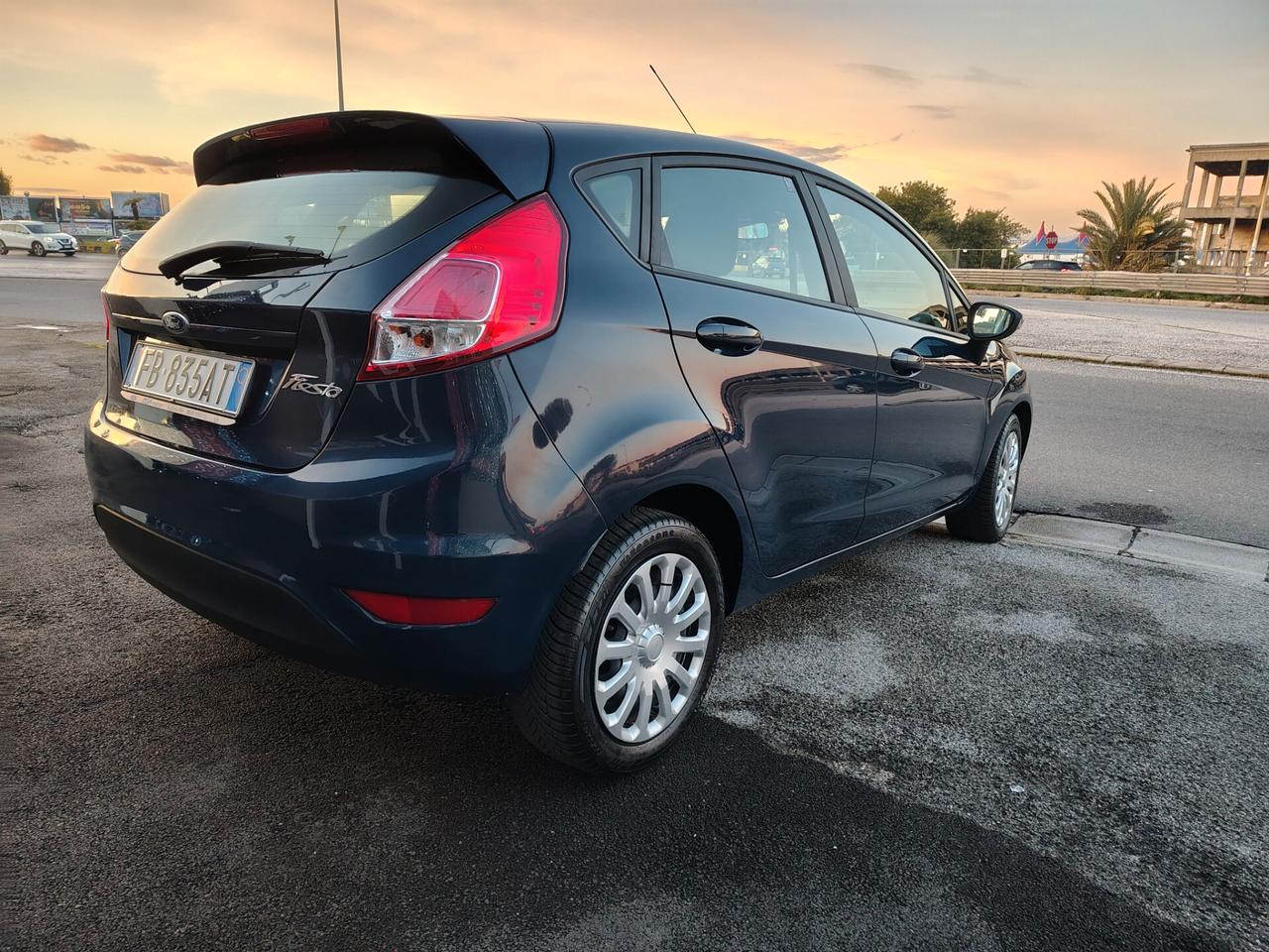 Ford Fiesta 1.4 5 porte Bz.- GPL Black & White Edition