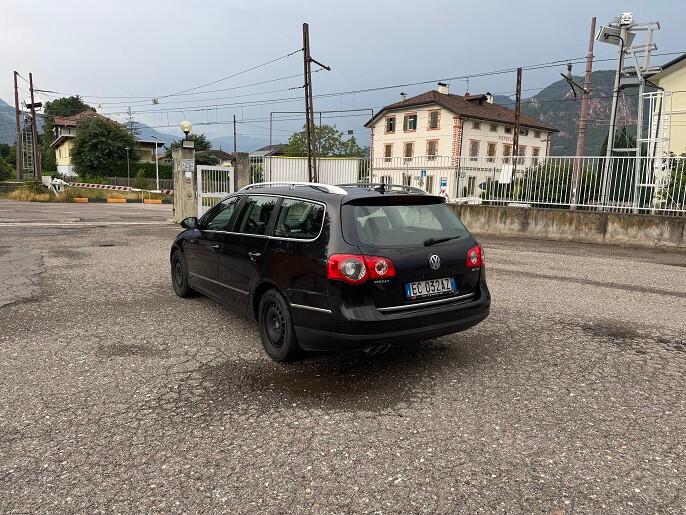 Volkswagen Passat 2.0 TDI DPF Var. Highline