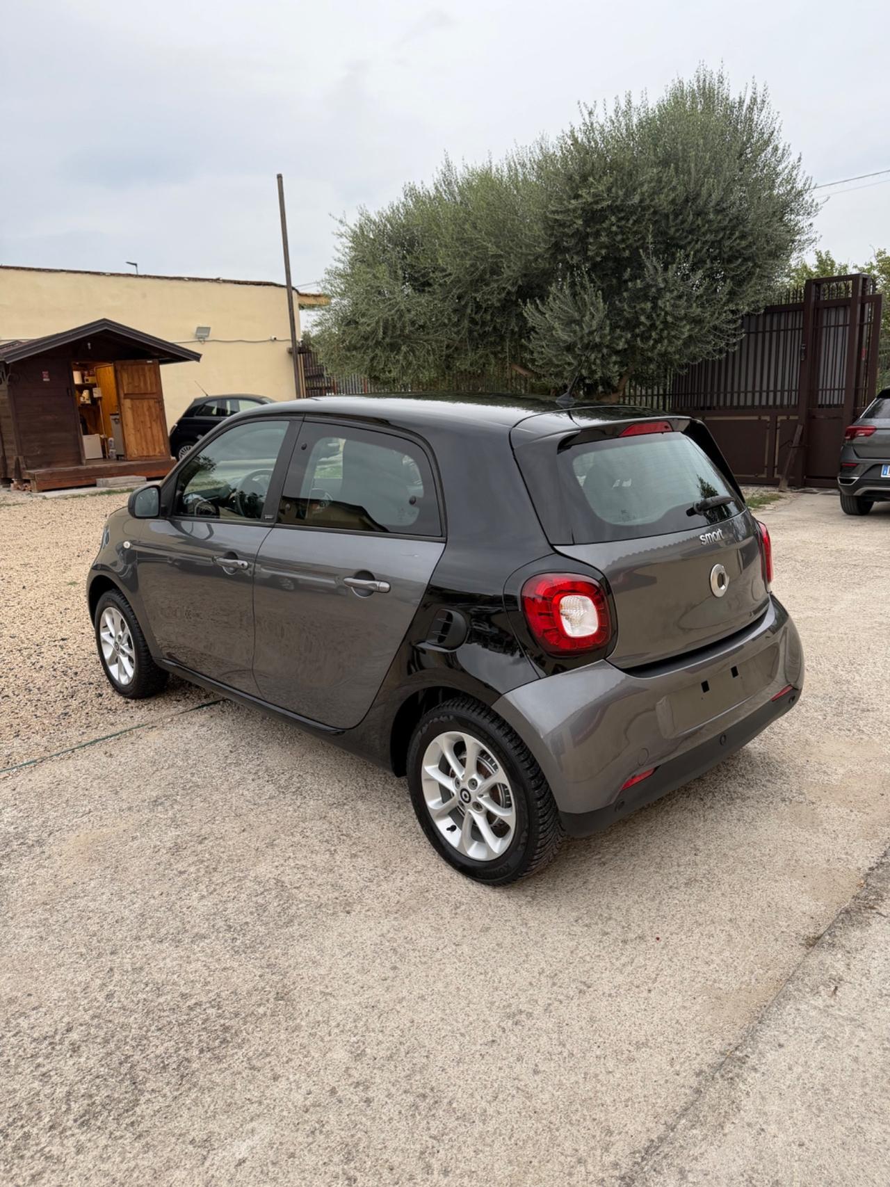 Smart ForFour 70 1.0 Passion