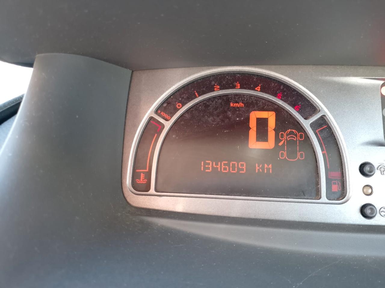 Renault Gran Modus 1,5 DCI 85Cv. Soli 134 Mila Km