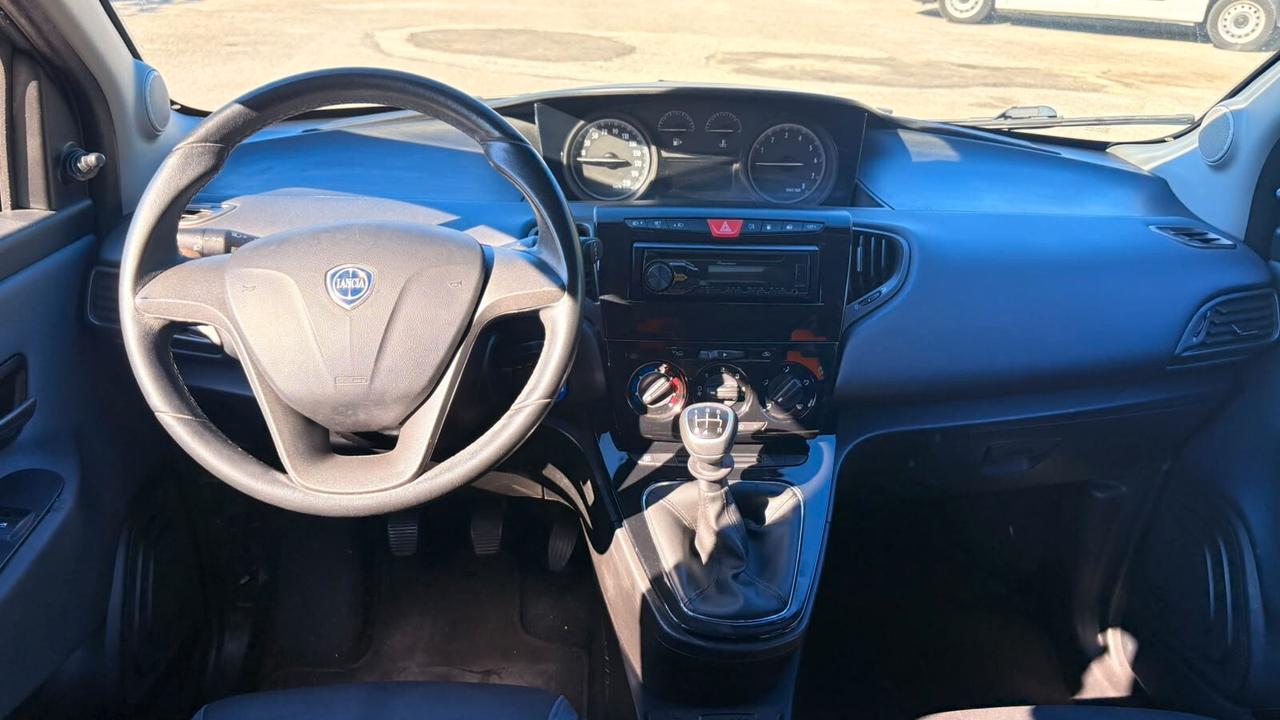 Lancia Ypsilon 1.2 69 CV 5 porte GPL Ecochic Gold