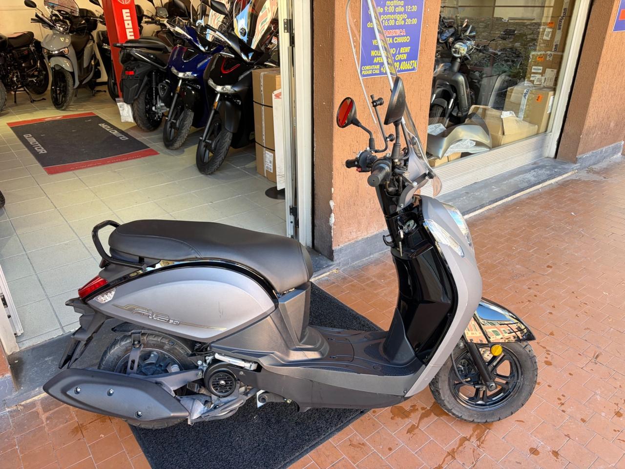 Sym Mio 50 - 2023
