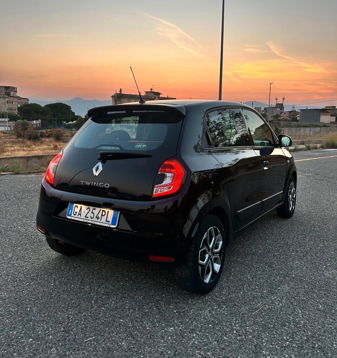 Renault Twingo SCe 65 CV Duel