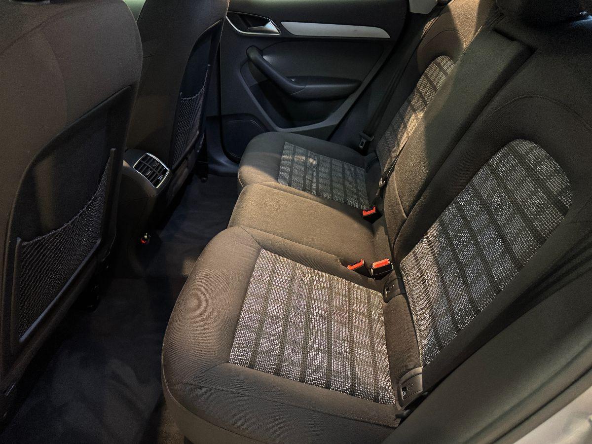 AUDI Q3 2.0 TDI 150 CV Sport Navi/Xeno/Led