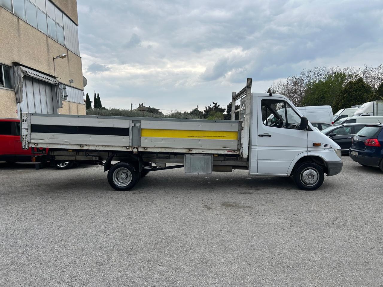 Mercedes-benz Sprinter T40/35 413 CDI cat Cassone Lungo