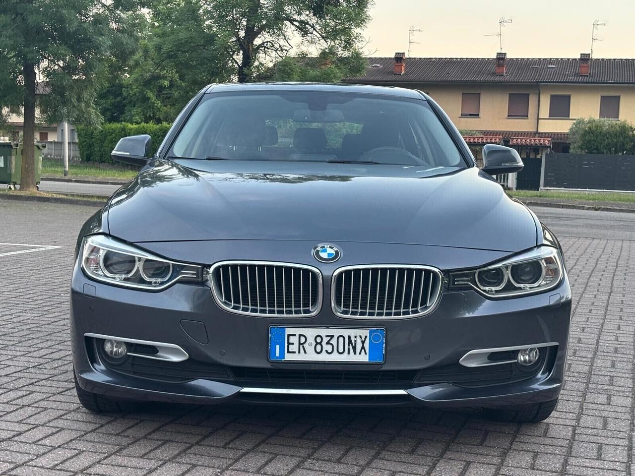BMW 318d Touring M Sport – 2013 Contatto WhatsApp: +39 320 147 1147