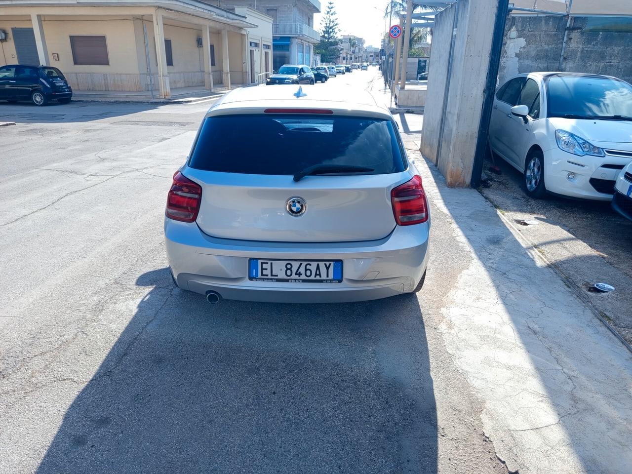 Bmw 116d 5p. Urban