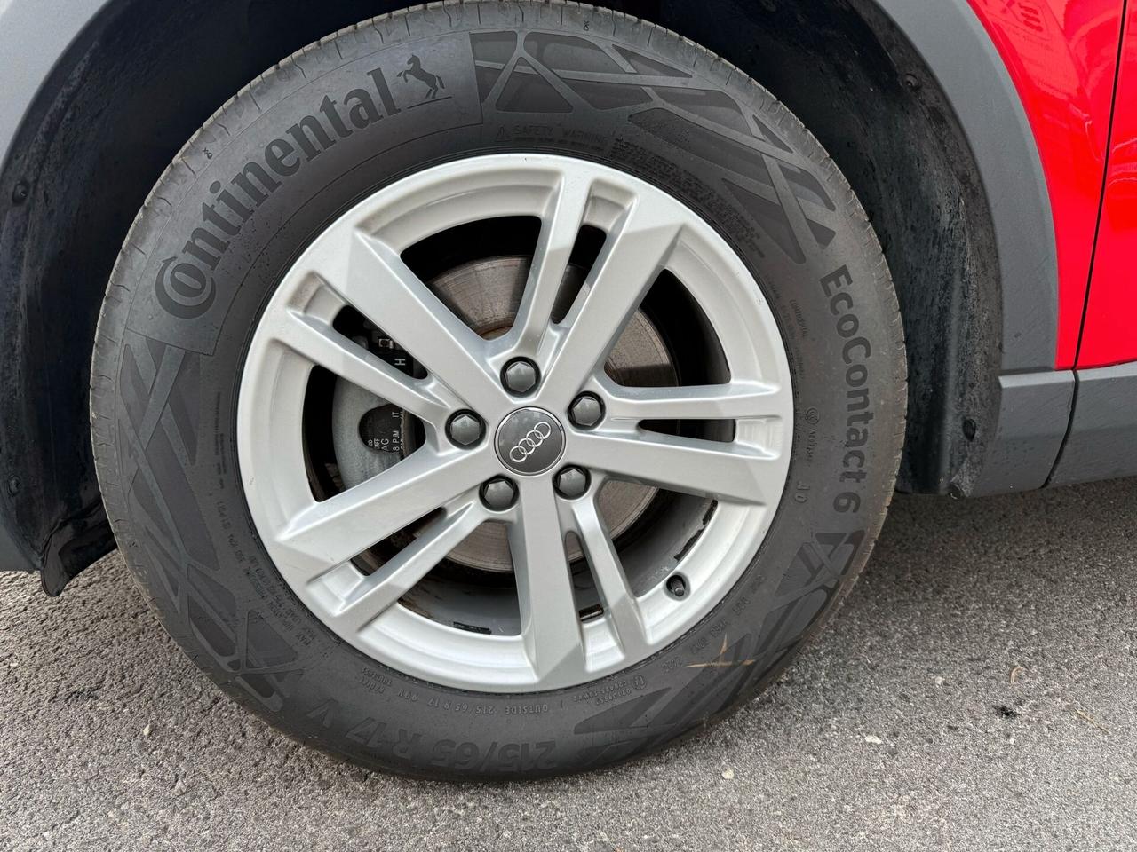 Audi Q3 35 TDI S tronic Business