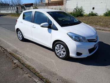 Toyota Yaris 1.0 5 porte 1 proprietario NuovissimA