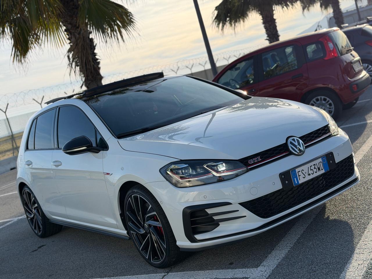Volkswagen Golf GTI Performance 2.0 245 CV TSI DSG