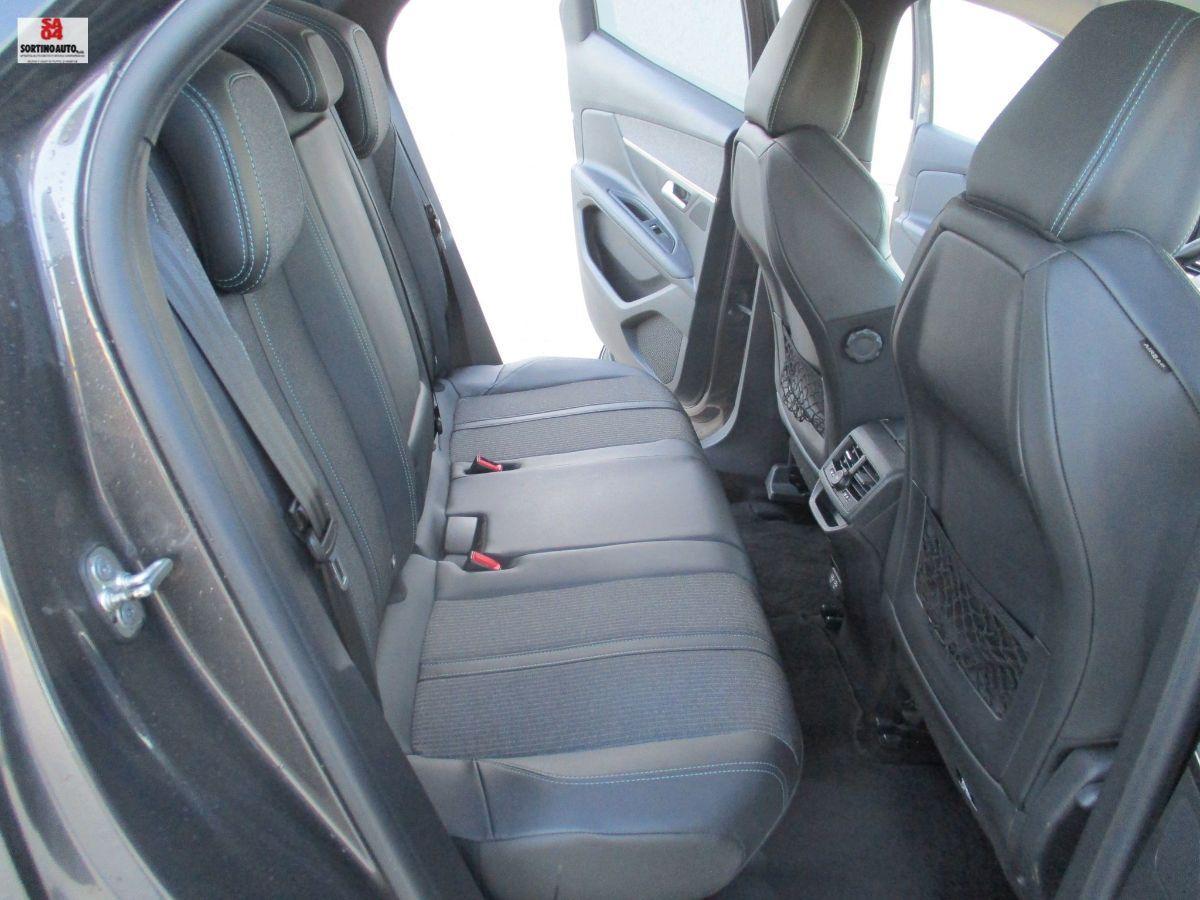 PEUGEOT 3008 BlueHDi 130 S&S EAT8 Allure Pack 2021