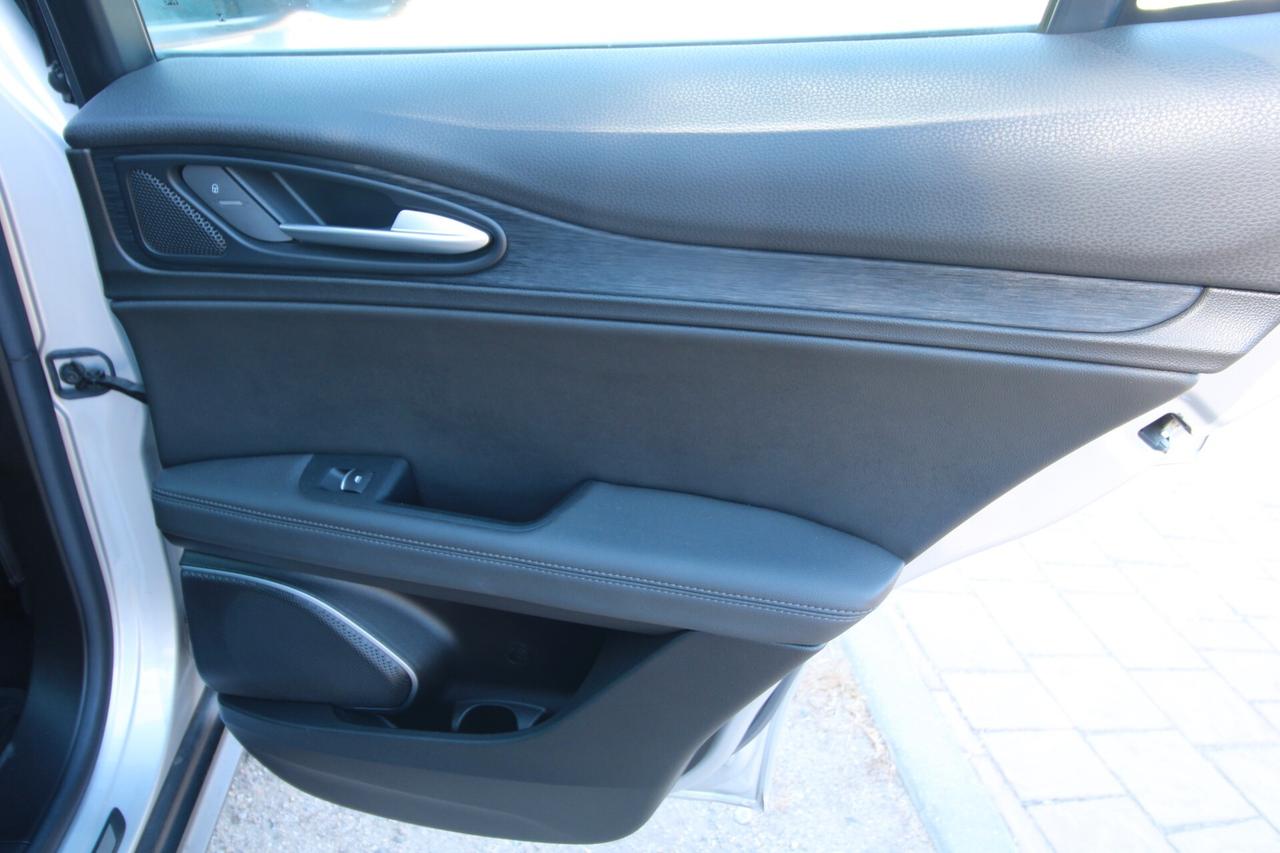 Alfa Romeo Stelvio 2.2 Turbodiesel 190 CV AT8 RWD Executive