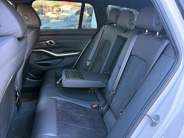 Bmw 318 d 48V Touring Steptronic M Sport