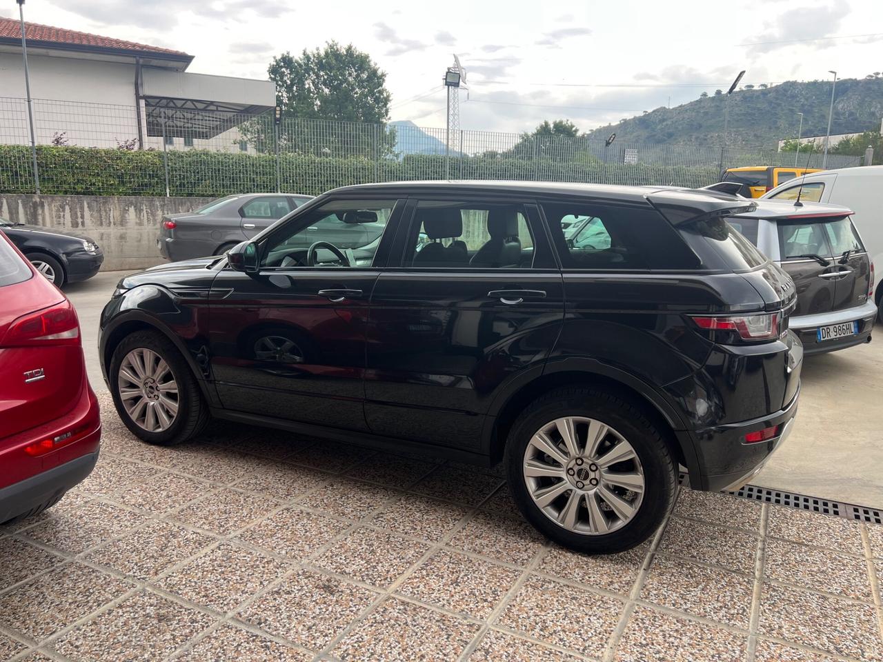 Range Rover Evoque 2.0 TD4 180 CV 5p. SE Dynamic