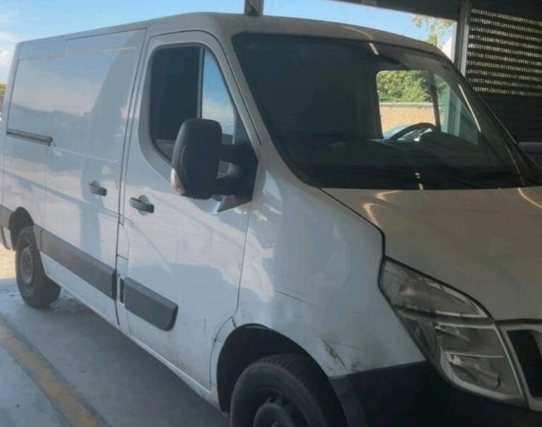 Nissan NV 400 l1 h1