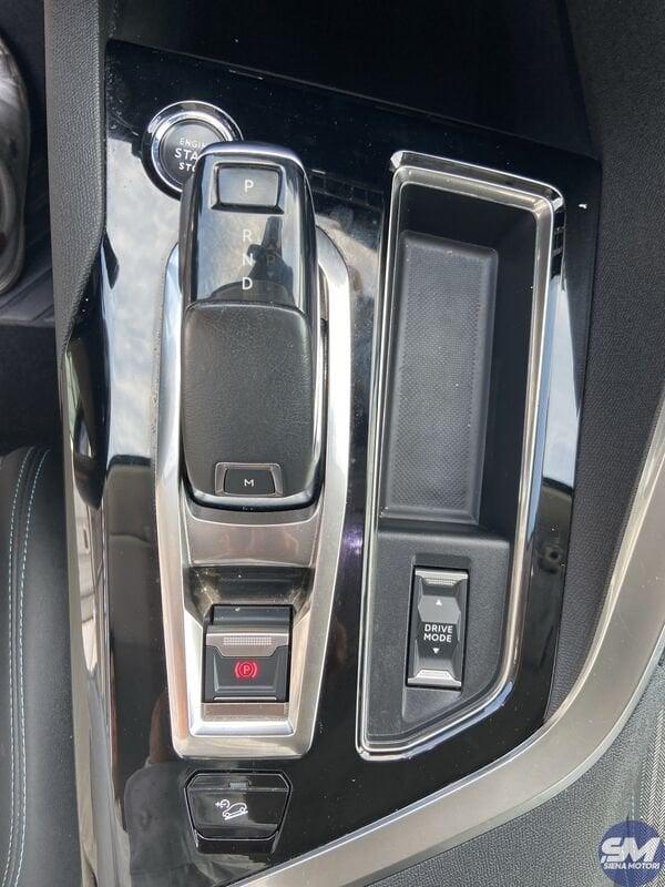 Peugeot 3008 BlueHDi 130 S&S EAT8 Allure Pack PROMO SM1