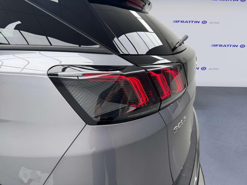 PEUGEOT 3008 PURETECH TURBO 130 S&S AL