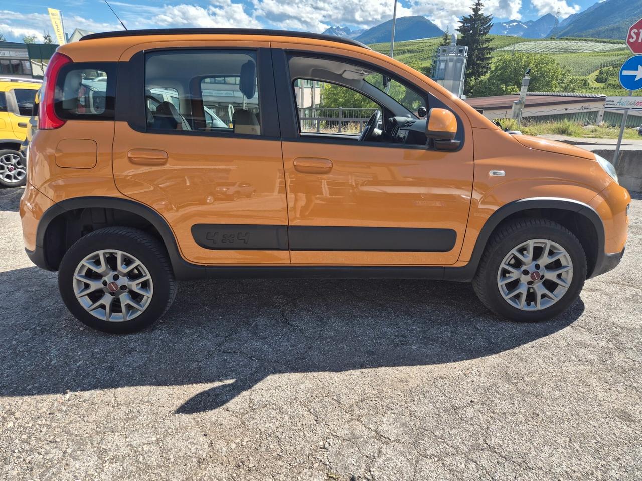 FIAT PANDA 0.9 4X4 TREKKING