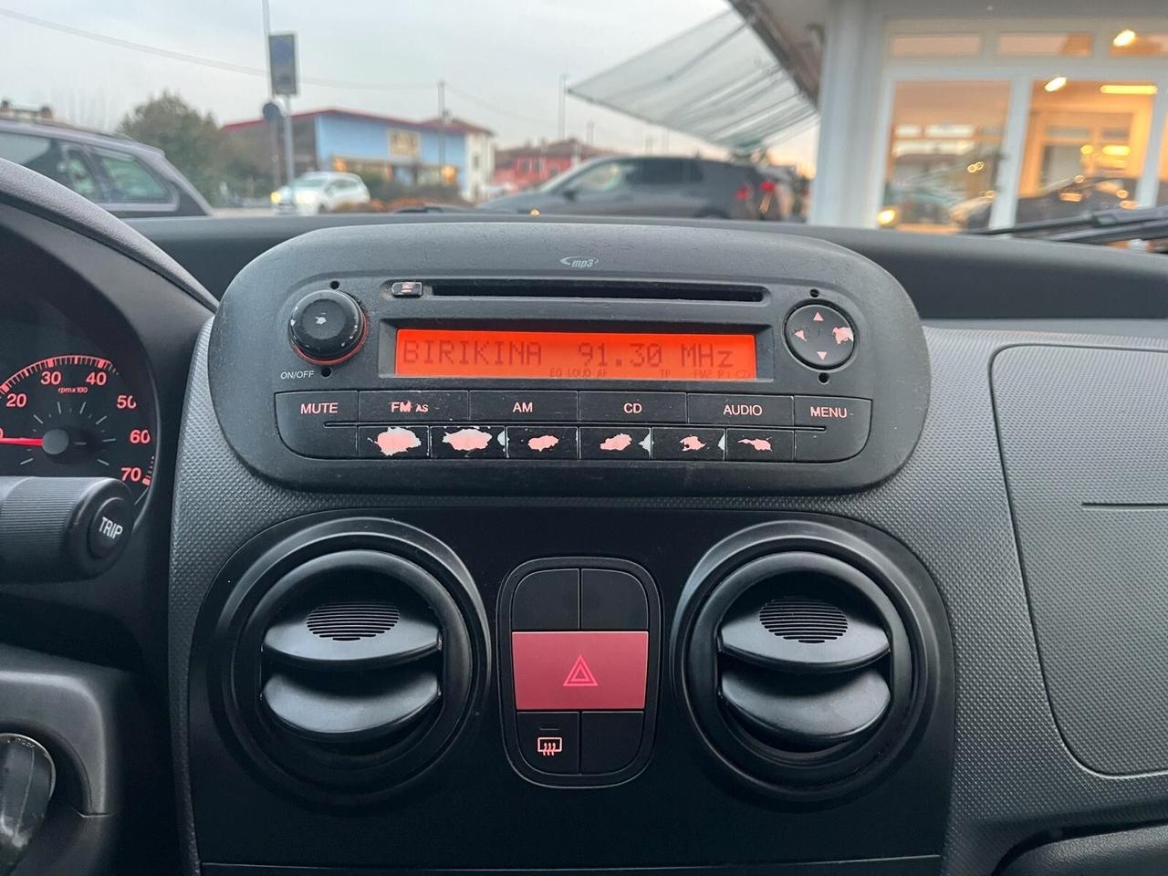 Peugeot Bipper Tepee 1.4 HDi 70CV Outdoor