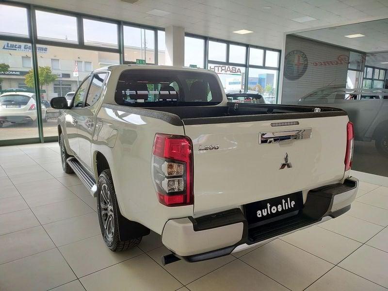 Mitsubishi L200 L200 2.3 D Double Cab 4x4 P2 Intouch Intense