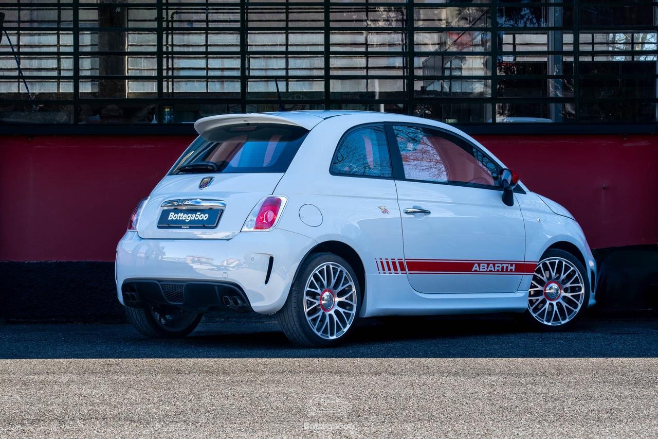 Abarth 500 1.4 Turbo T-Jet Custom