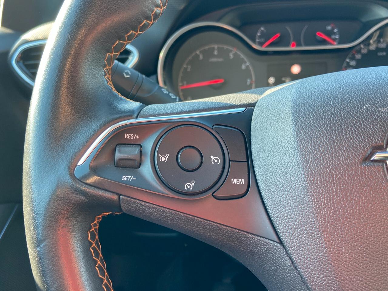 Opel Crossland X 1.2 83cv Innovation