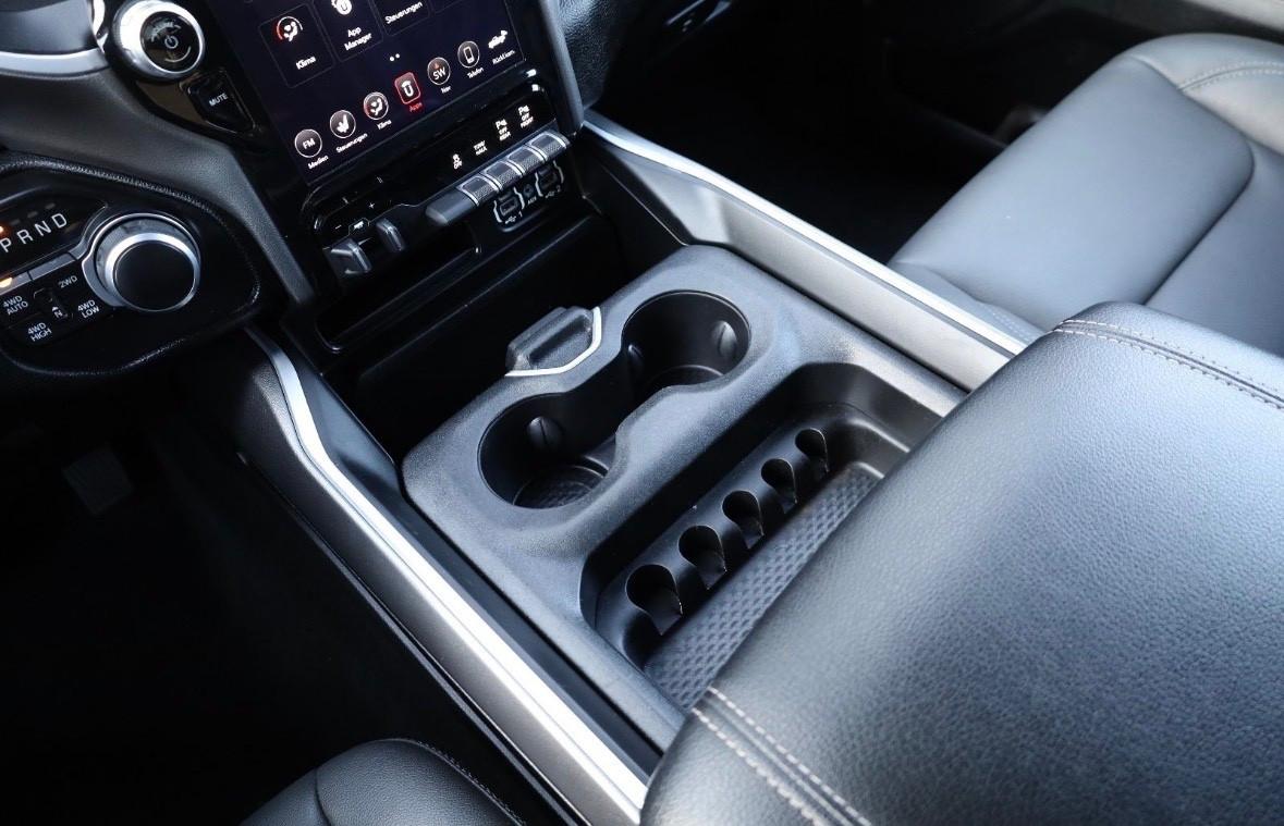Dodge RAM BIGHORN LONESTAR cerchi 20 RETROCAMERA 2020