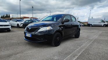 Lancia Ypsilon 1.2 69 CV 5 porte Elefantino Blu