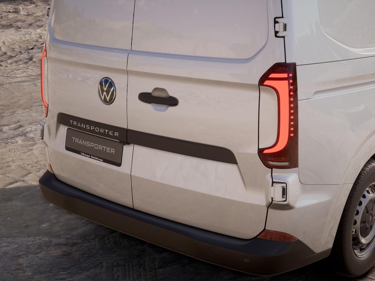 Volkswagen T7 Transporter t7 26 2.0 tdi 150cv l1