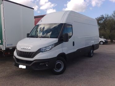 Iveco Daily 35s14 2.3hpt GRANVOLUME - 2021