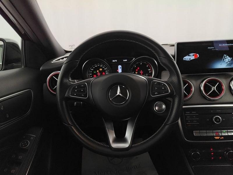 Mercedes-Benz GLA GLA 180 d Sport
