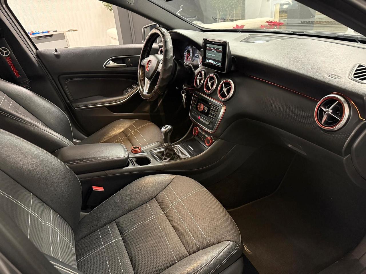 Mercedes-benz A 180 CDI Dark Night Edition