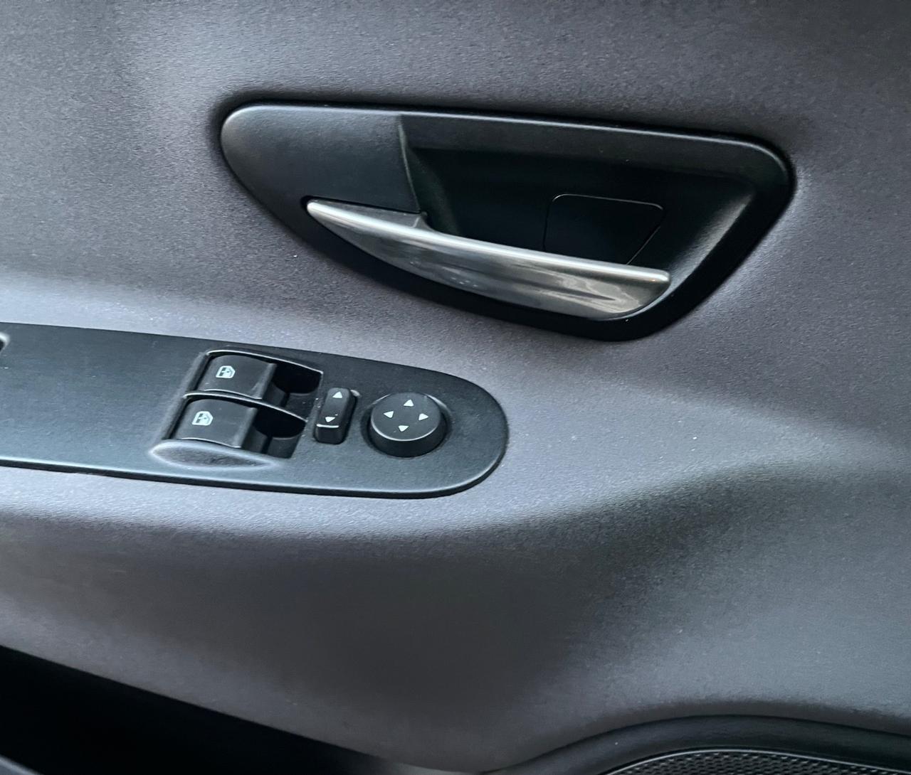 Lancia Ypsilon 1.2 69 CV 5 porte Gold-full-