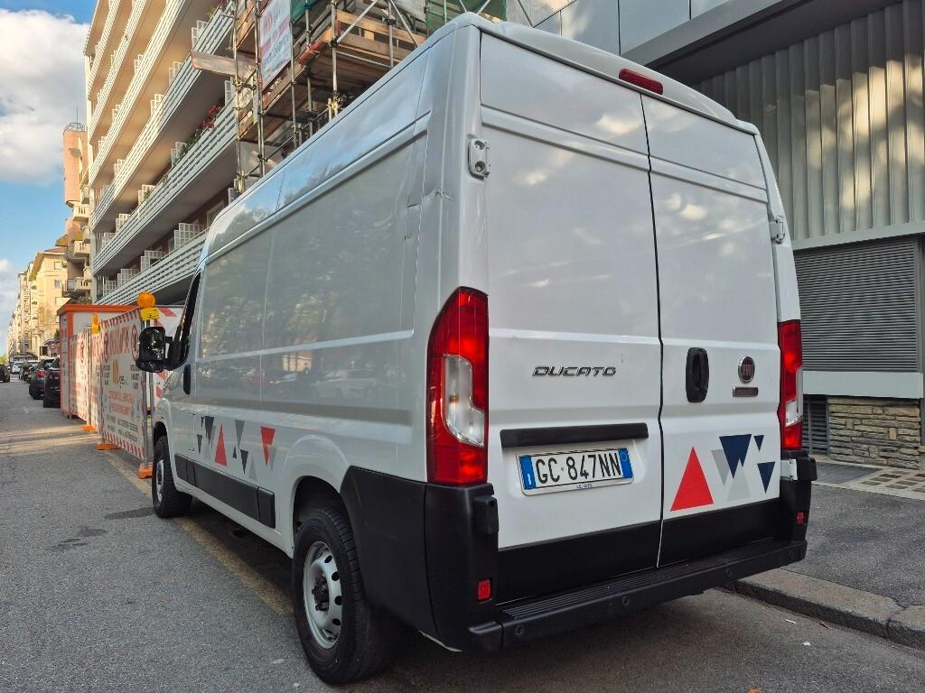 FIAT DUCATO FURGONE 2.300 M.JET 120 CV PASSO MEDIO