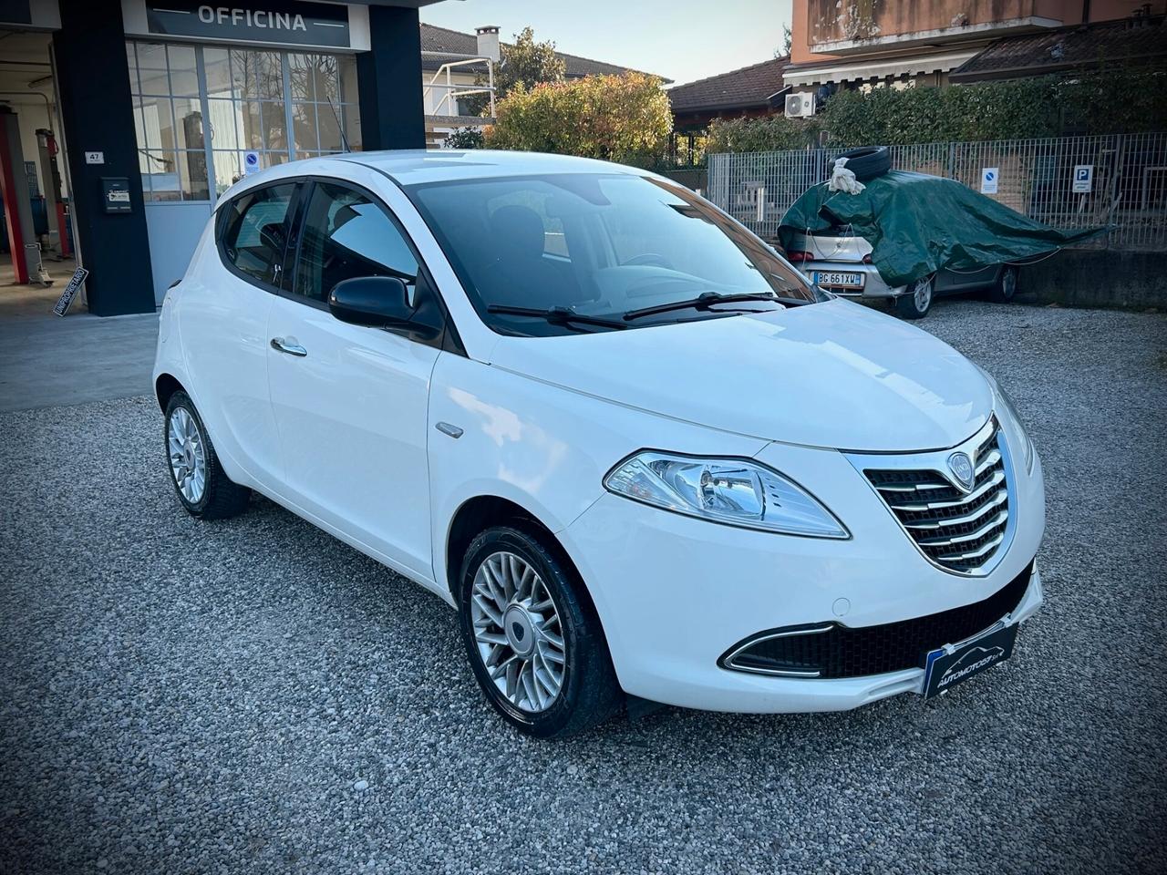Lancia Ypsilon 1.2 69 CV 5 porte Gold - UNIPROPRIETARIO