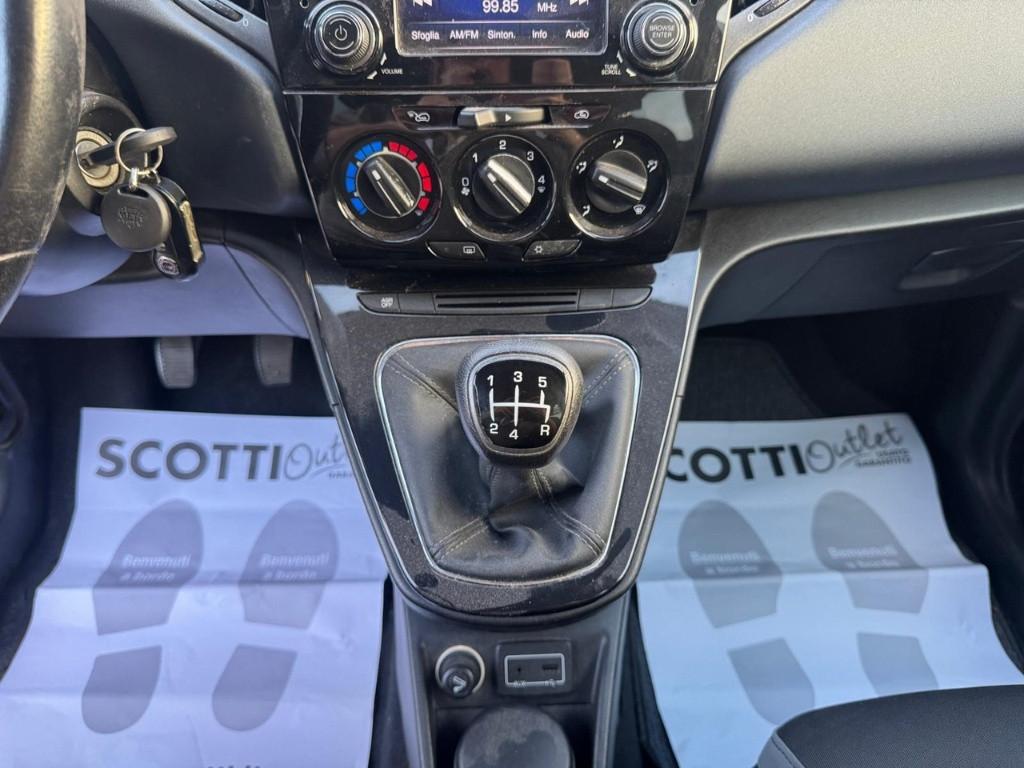 LANCIA Ypsilon 3ª serie - Ypsilon 1.2 69 CV 5 porte Silver