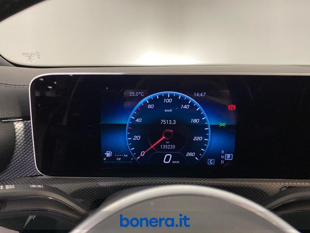 Mercedes CLA Shooting Brake 200 D Sport 8G-DCT