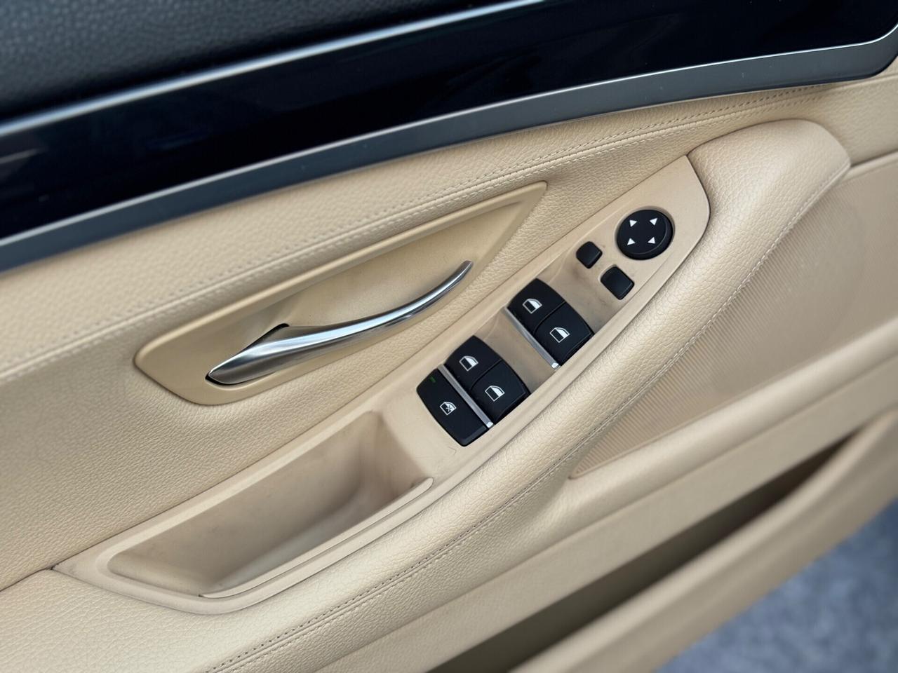 Bmw Serie 5 Berlina xDrive Luxury Automatico !