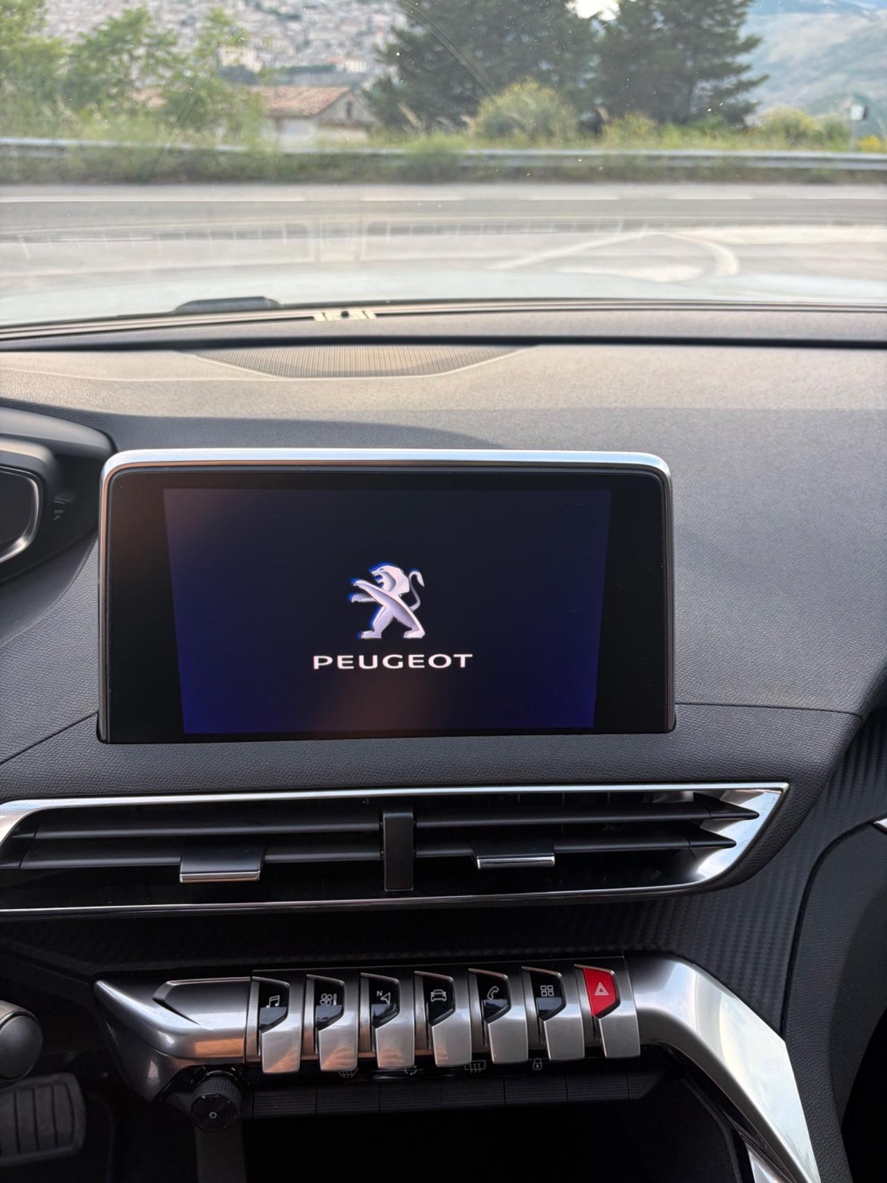 PEUGEOT 3008 BLUE HDI 2022