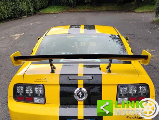 FORD Mustang 4.0 i V6 12V 212cv