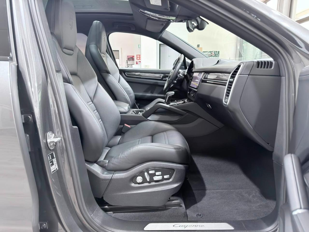 PORSCHE CAYENNE COUPE 3.0 340cv E-HYBRID FULL