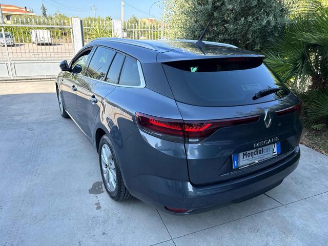 RENAULT Megane Mégane Sporter Blue dCi 115 CV Autocarro