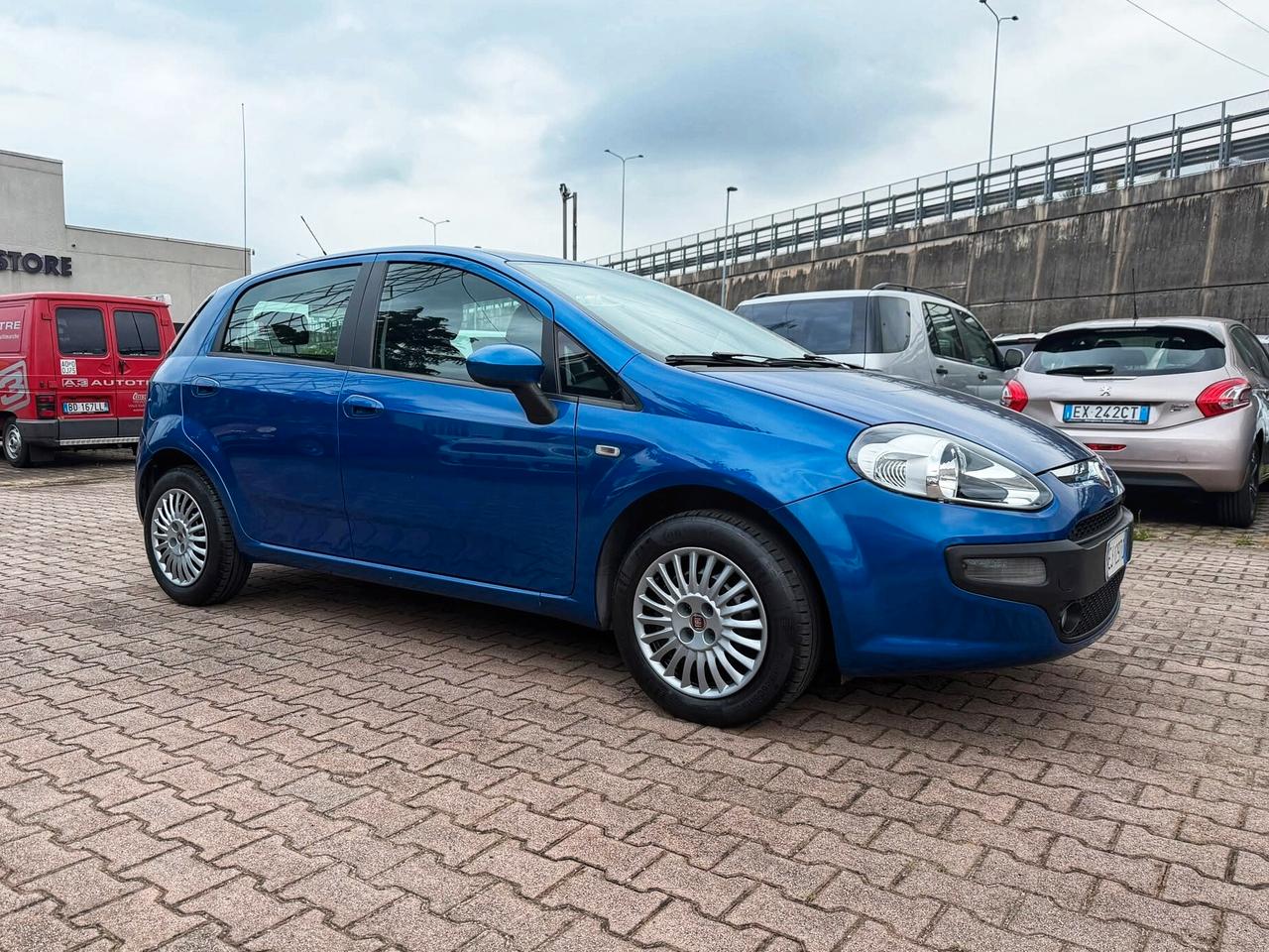 Fiat Punto Evo 1.2 5 porte OK NEOPATENTATI