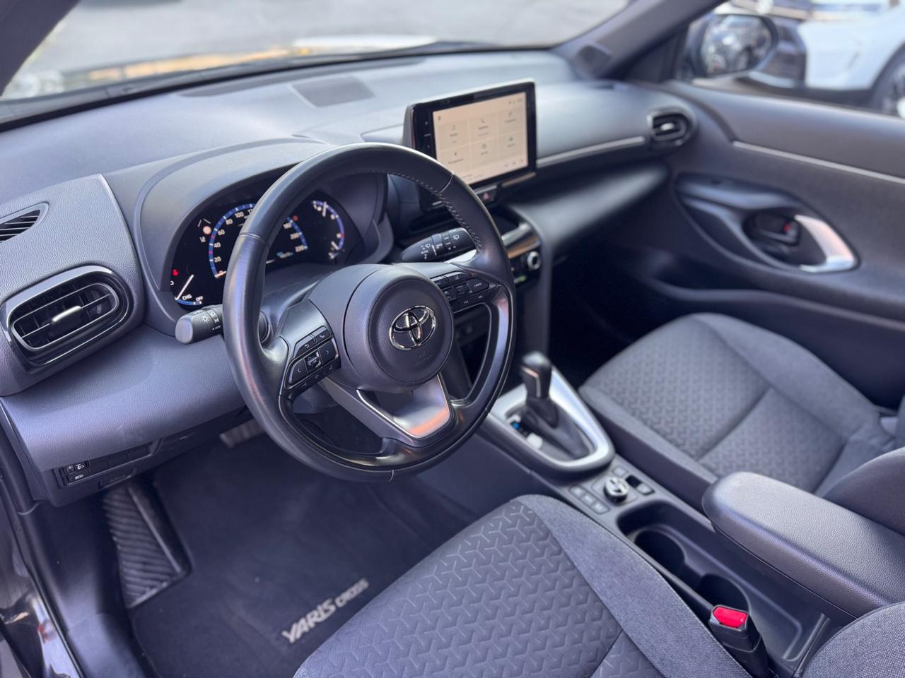 Toyota Yaris Cross 1.5 Hybrid 5p. E-CVT AWD-i Trend