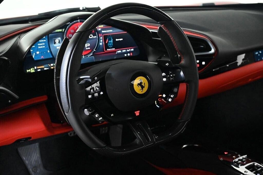 Ferrari 296 GTB NOLEGGIO LUNGO TERMINE - LEASING FULL INCLUSIVE