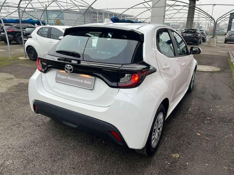 Toyota Yaris 1.0 5 porte Active