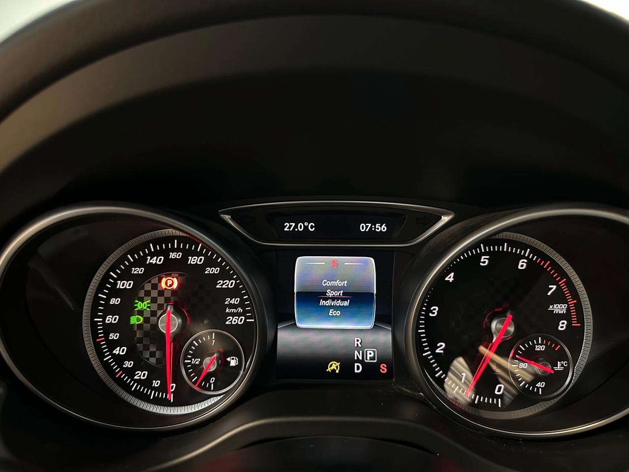 Mercedes-benz A 250 Premium