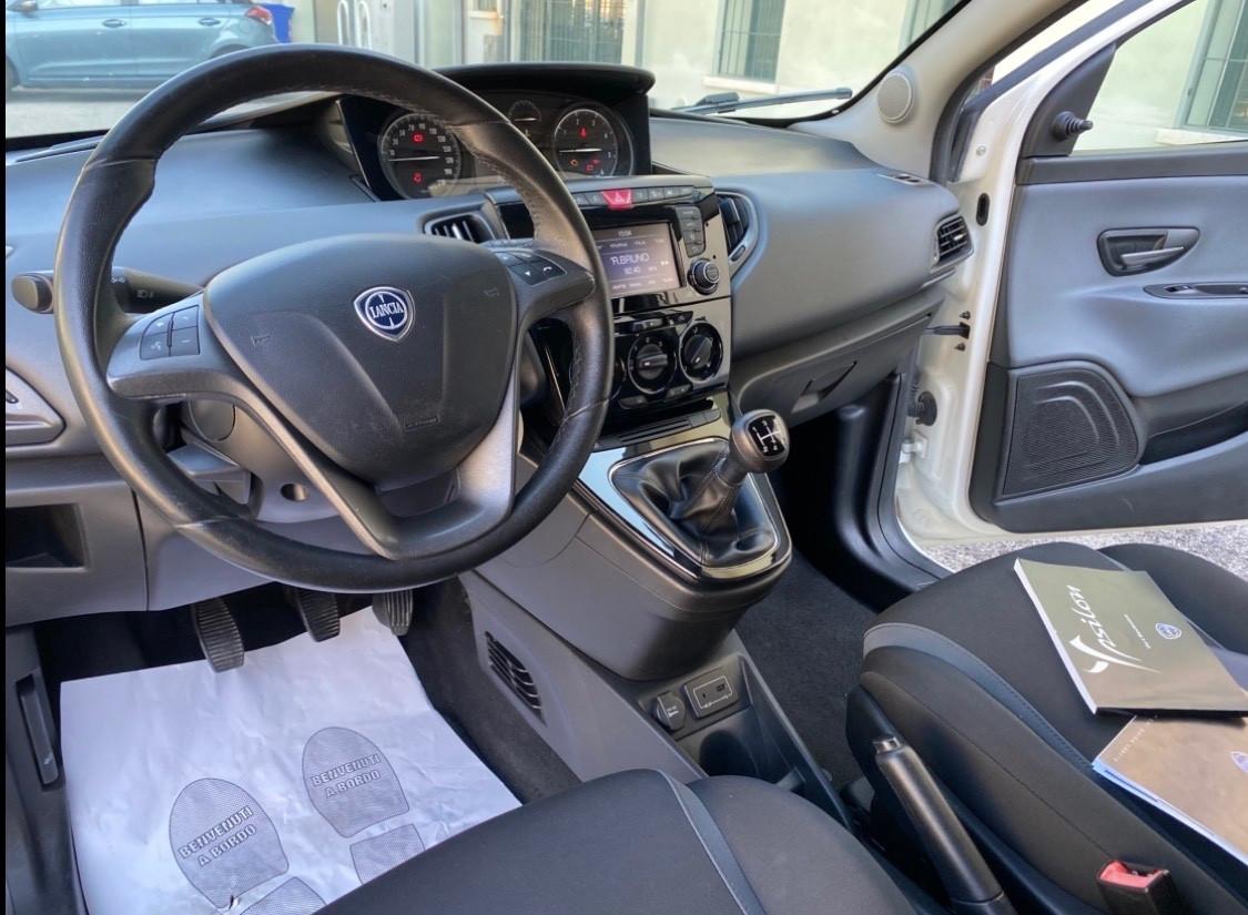 Lancia Ypsilon 1.3 MJT 16V 95 CV 5 porte Platinum