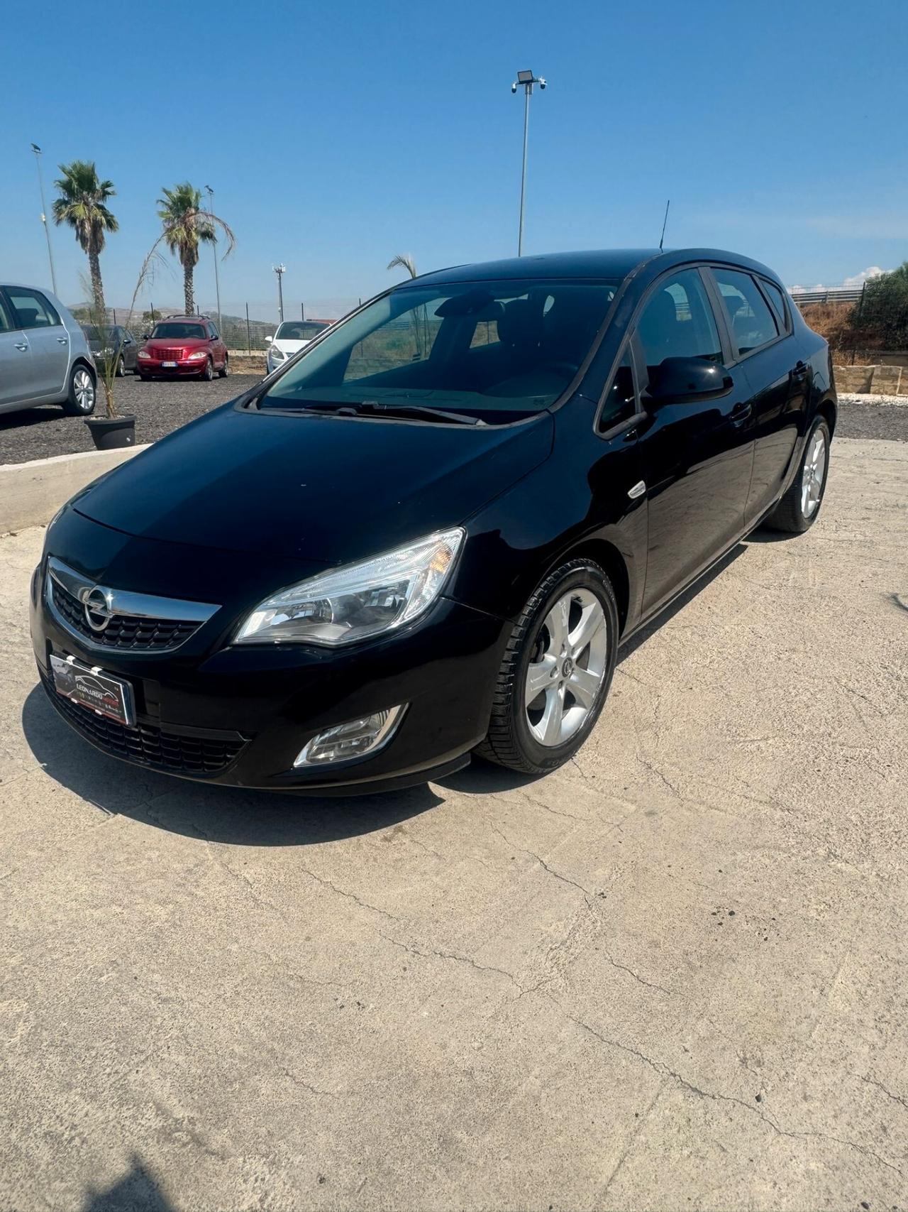 Opel Astra 1.7 CDTI 125CV 5 porte Elective