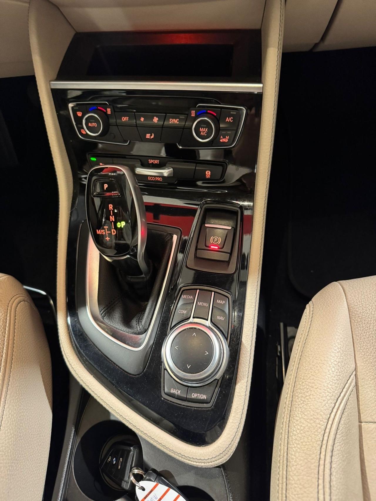 Bmw 2er Active Tourer 218d Active Tourer Luxury